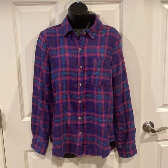 Aeropostale Tops - Large Aeropostale light flannel shirt with blue and pink - NWT